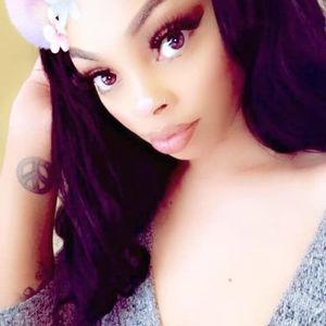 Meet your Posher, Faith